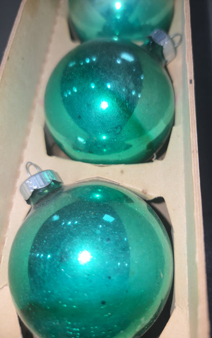 Vintage Shiny Brite Glass Christmas Ornaments Five 2" Green Shades in Fanci-Pak Box As Is bo51