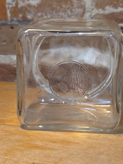 Anyique US Glass Dakota Clear Glass Square Container with Ground Polished Lid 4 1/2" sj4
