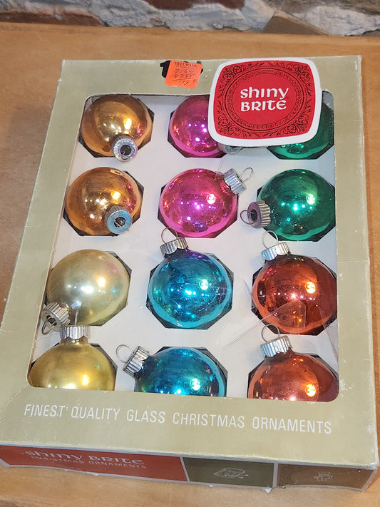 Vintage Box of Shiny Brite Ornament Assorted Colors 1 1/2" box91