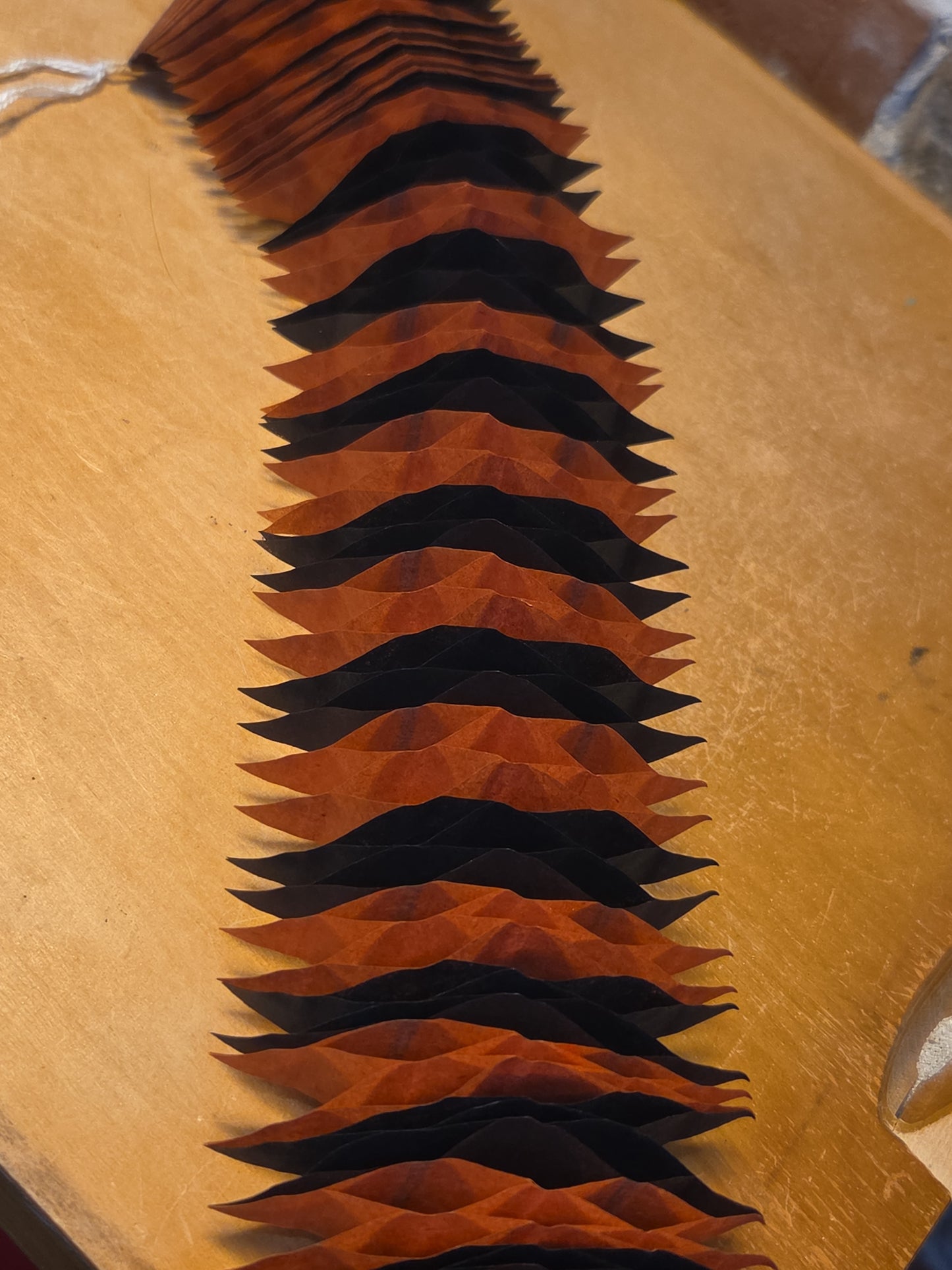 Vintage Mini Halloween Honeycomb Garland 1 1/2" x 3 1/4"