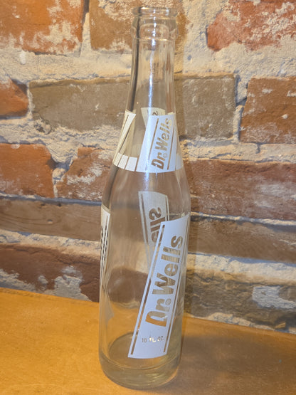 Vintage Soda Bottle Dr. Wells 10 oz Clear Glass vsb12