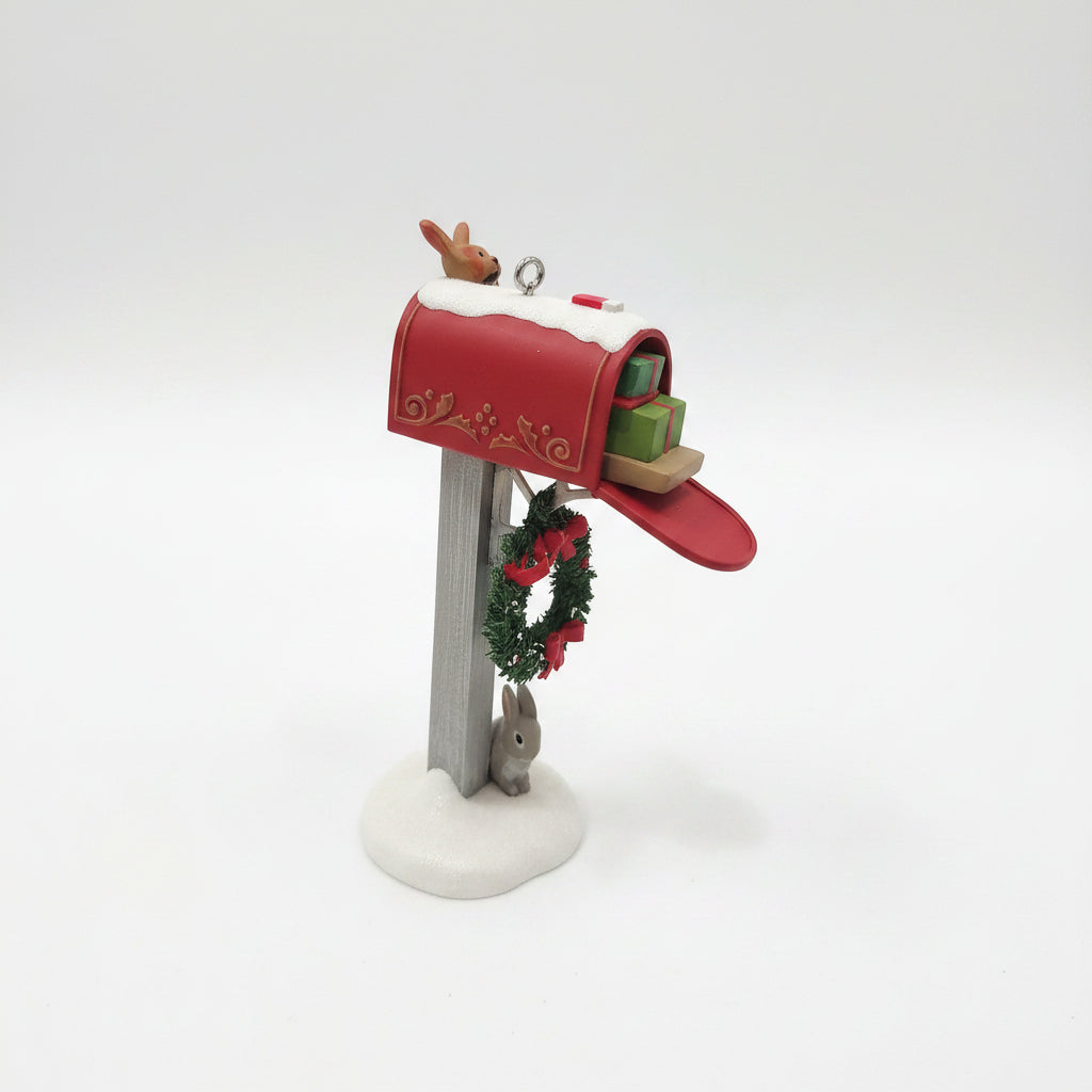 Vintage Hallmark Keepsake Ornament Holiday Mail Exclusive 2006 VIP Gift Cardinal Bunny Mailbox