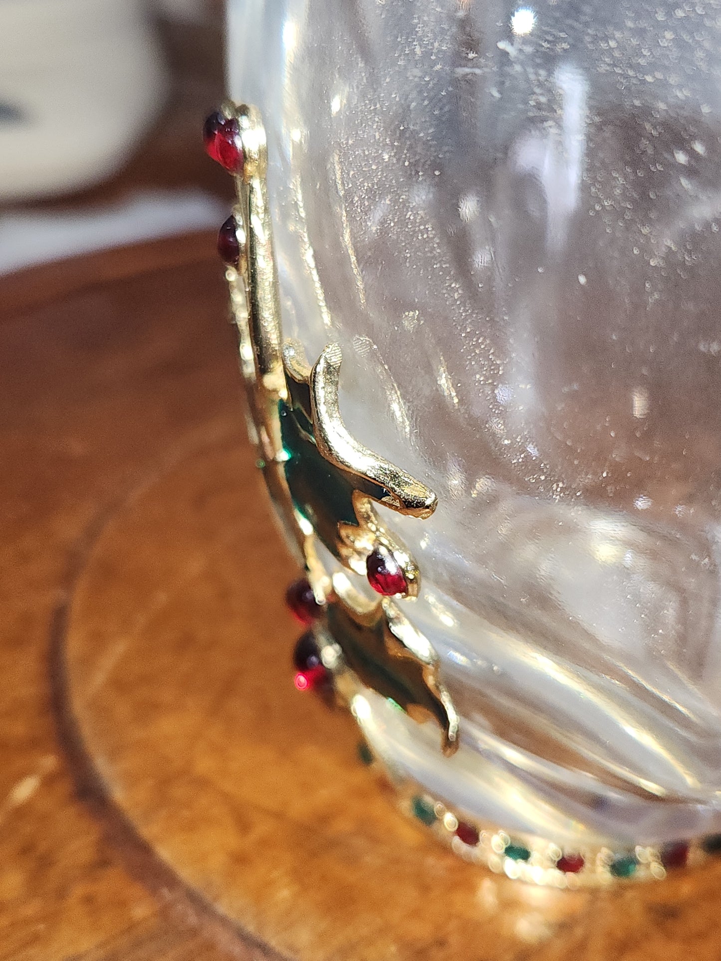 Fine Bohemian 24% Lead Crystal Vase with Jeweled Holly Leaf and Berries Czech Republic va3