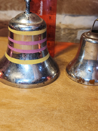 Vintage Hard Plastic Bells Unmatched Set of 4 AS IS bel8