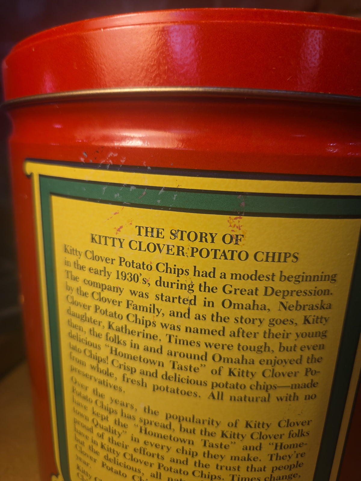 Vintage Advertising Tin Kitty Clover Potato Chip 14oz 1983 tin123