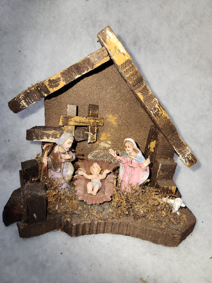 Vintage Italian Small Nativity Set. Mary, Joseph, Jesus, Sheep, Creche NO BOX ns77