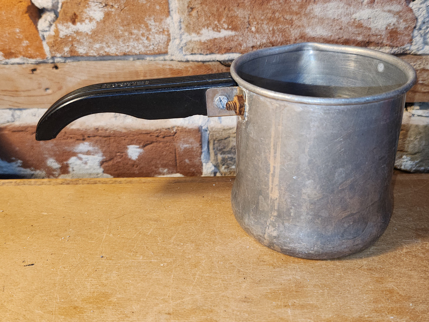 Vintage Aluminum Saucepan alu127