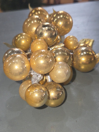 Vintage Mercury Glass Grape Cluster Ornament With Spare for Parts mg902