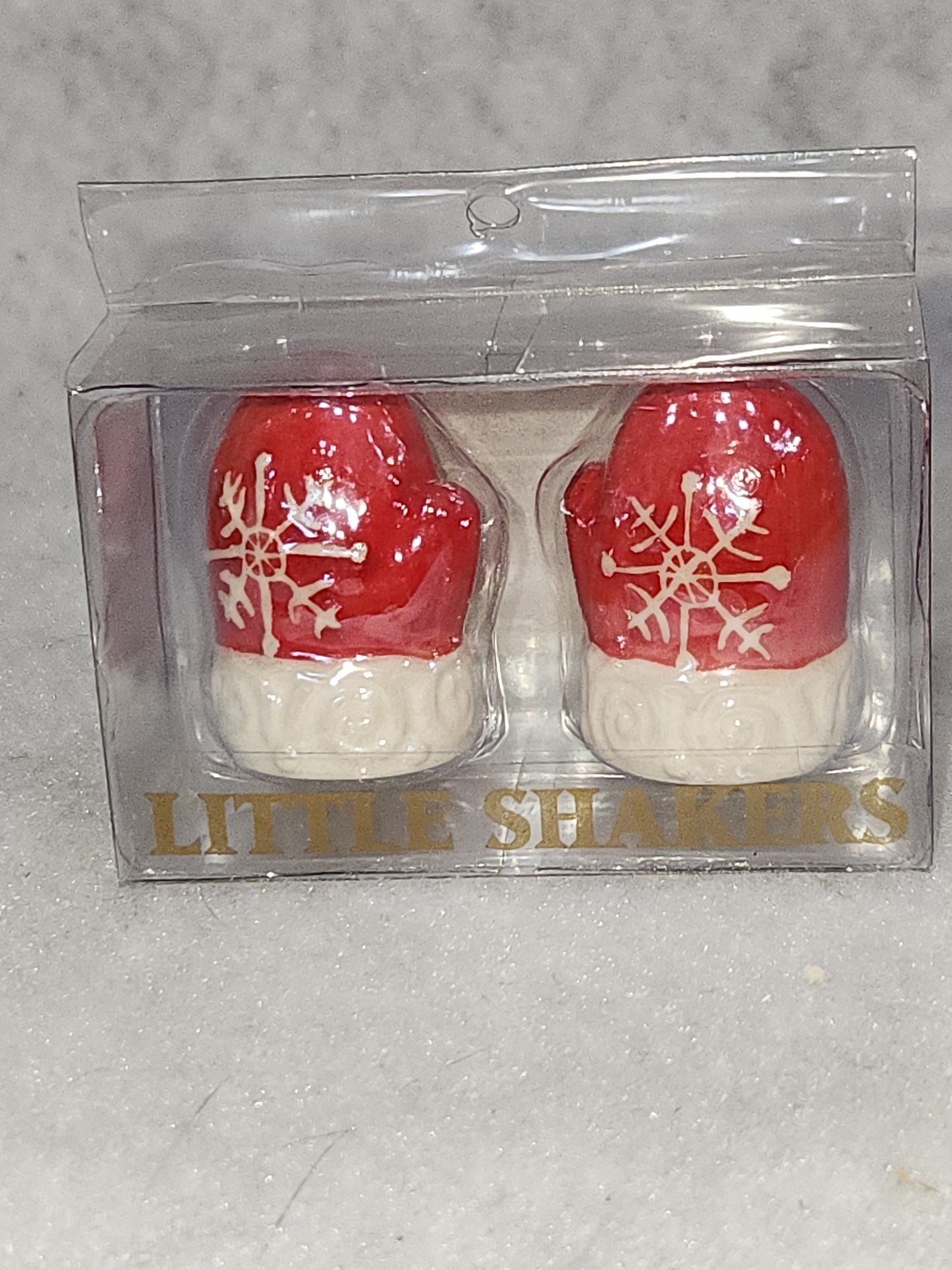Mini Red Mitten Salt Pepper Shaker Set Amscan Ceramic Christmas Table Setting sps8
