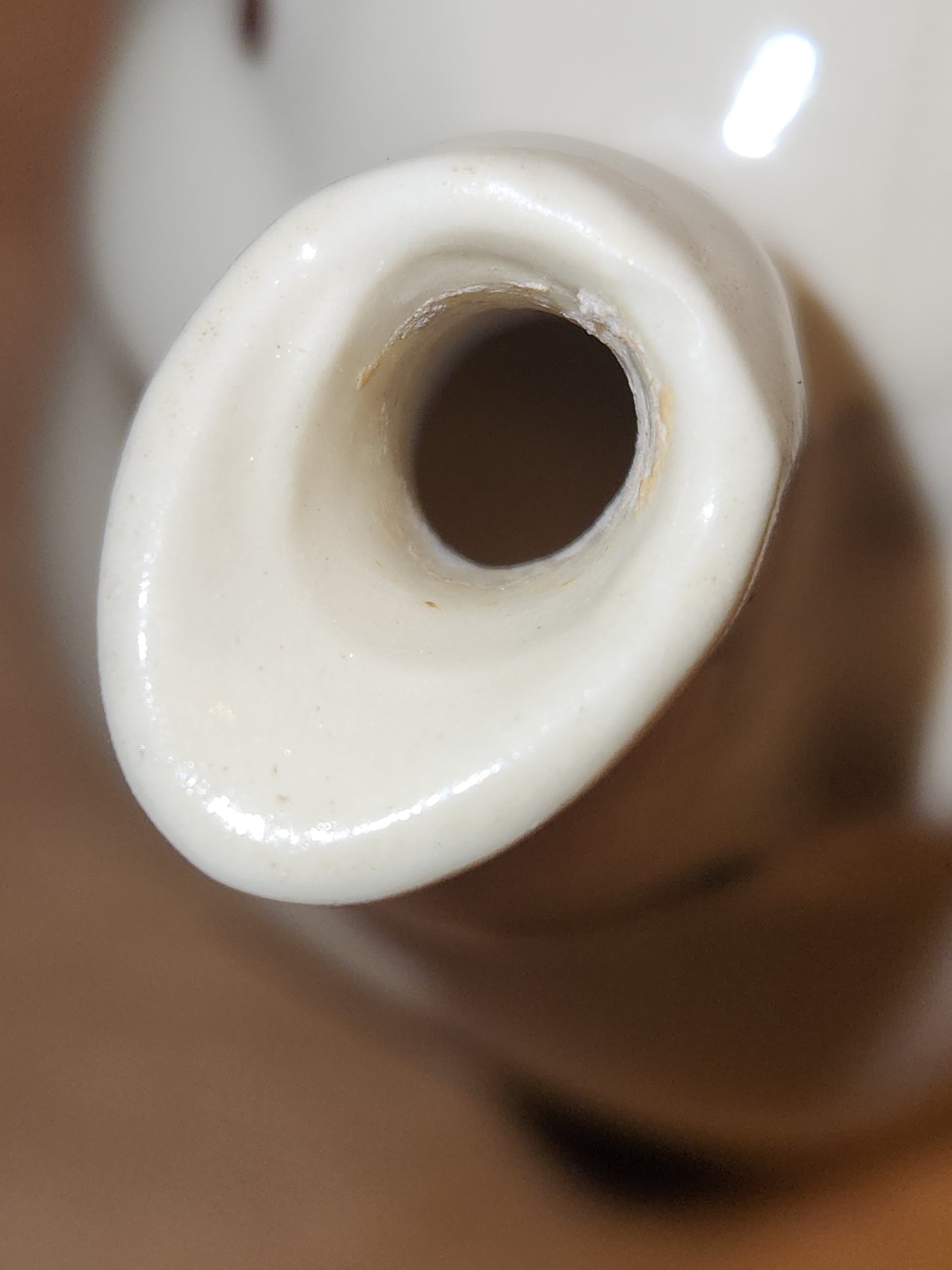 Vintage Shawnee Pottery Creamer Elephant with Trunk Up HAIRLINE CRACK po3