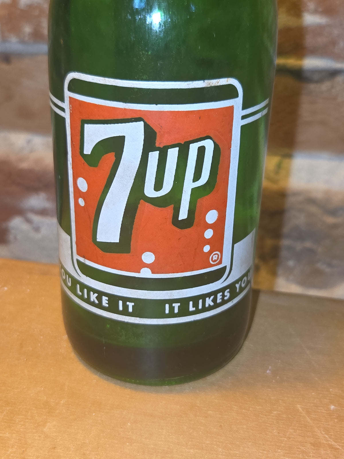 Vintage Soda Bottle 7-Up 7 oz Green Glass Bottle vsb53