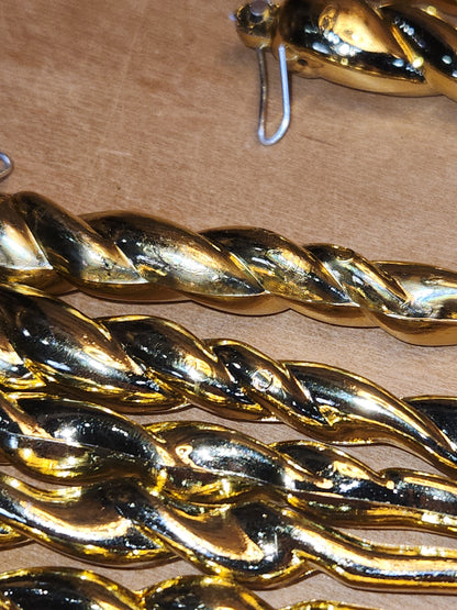 Vintage Plastic Icicle with Clips Set of 12 Icycle