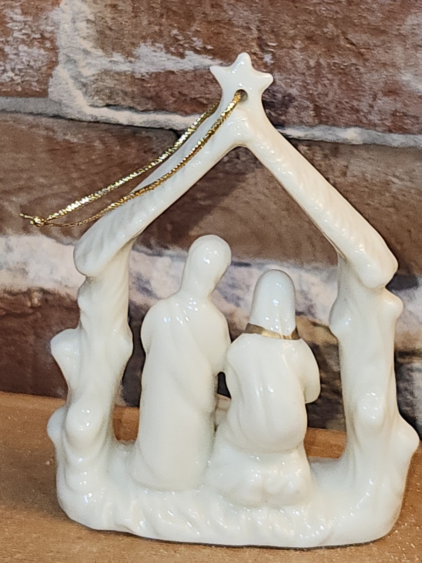 Vintage World Bazaars Nativity Ornament with Original Box nt07