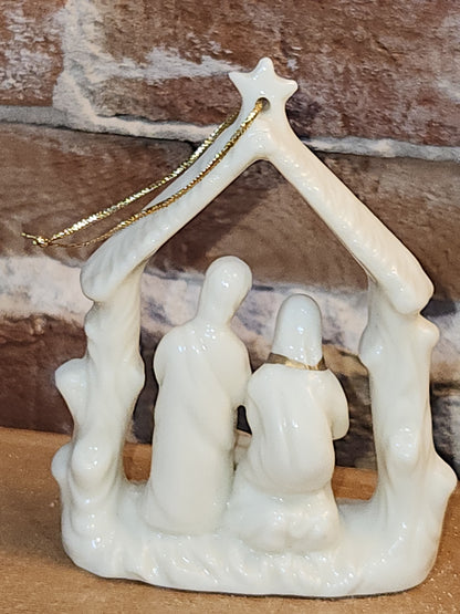 Vintage World Bazaars Nativity Ornament with Original Box nt07