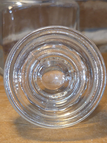 Anyique US Glass Dakota Clear Glass Square Container with Ground Polished Lid 4 1/2" sj4
