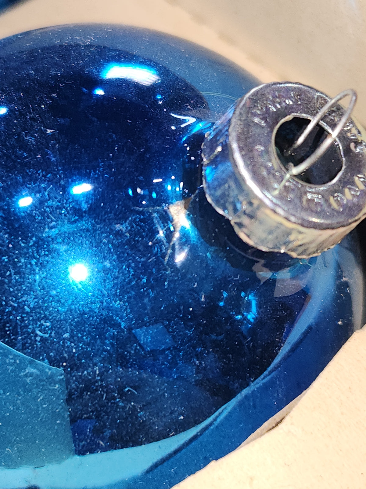 Vintage Shiny Brite Glass Christmas Ornaments Five 3" Blue Shades in Fanci-Pak Box As Is sb11