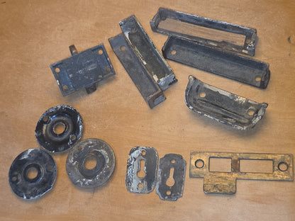 Vintage Door Knob Hardware 11 Pieces Will Not Seperate