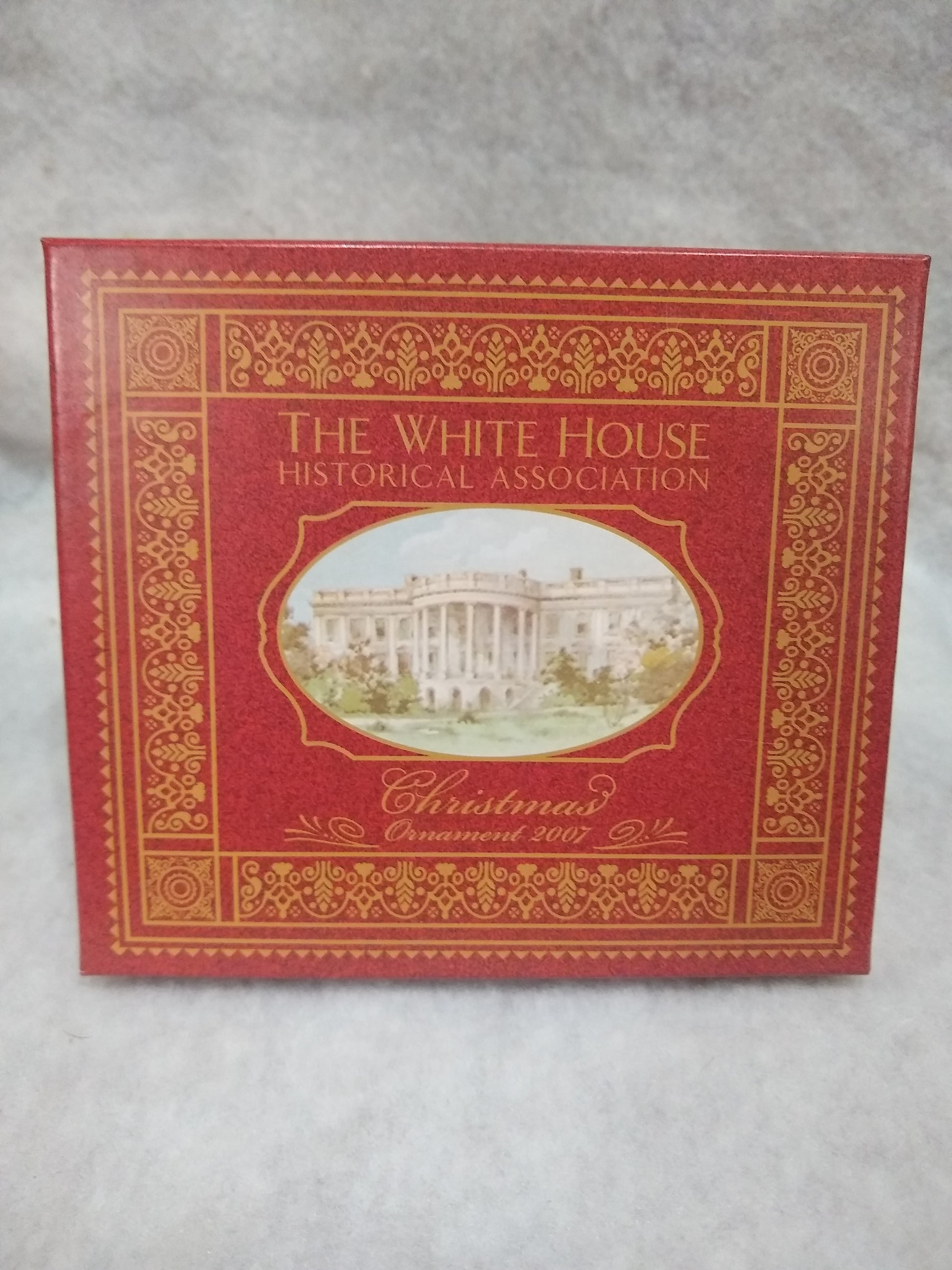 The White House Historical Association Collectible Christmas Ornament 2007. First wedding at the White House Grover Cleveland wh2007