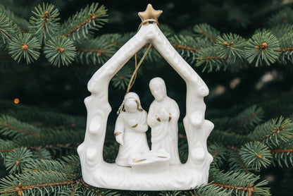 Vintage World Bazaars Nativity Ornament with Original Box nt07