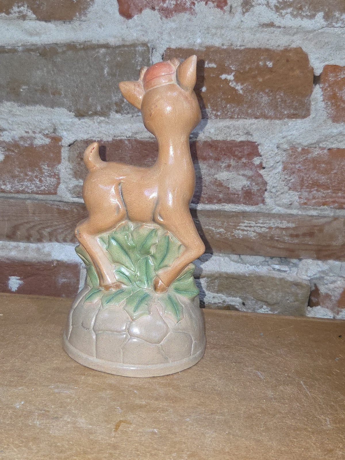 Vintage Ceramic Deer Holly Berries Christmas Handpainted dr4