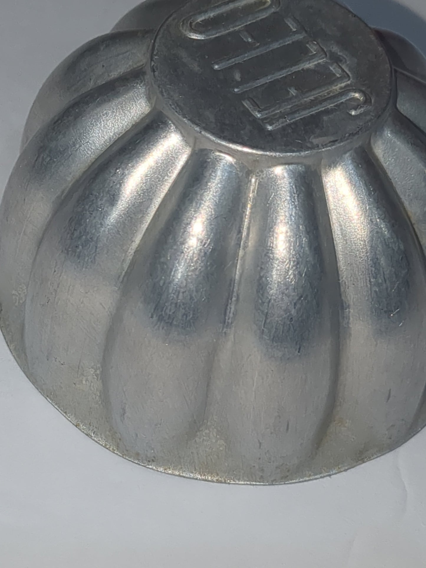 Vintage Jell-O Aluminum Molds Scalloped and fluted Cup set of 8 alu643