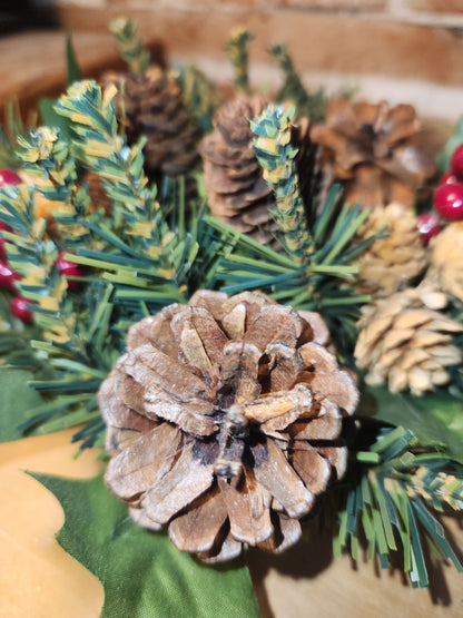 Vintage Christmas Candle Ring Centerpiece Pinecone Berry Evergreen Hobby Lobby cr1