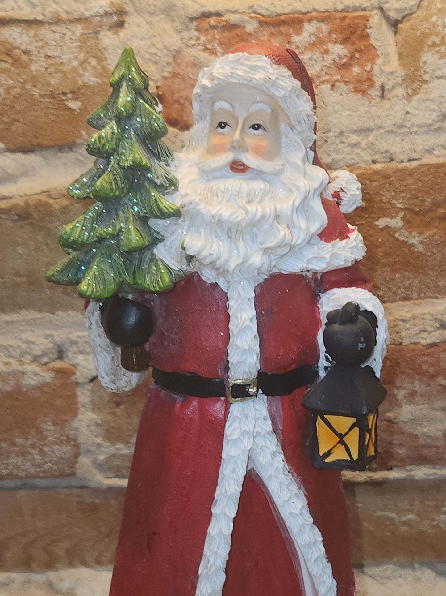 Santa Figurine Red Coat Lantern Tree sf12
