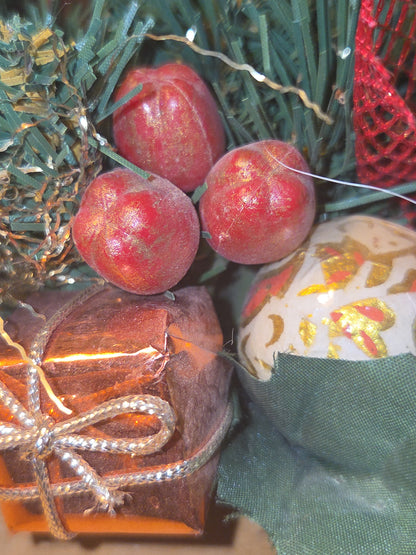 Vintage Christmas Candle Ring Centerpiece Gift Ornament Berries