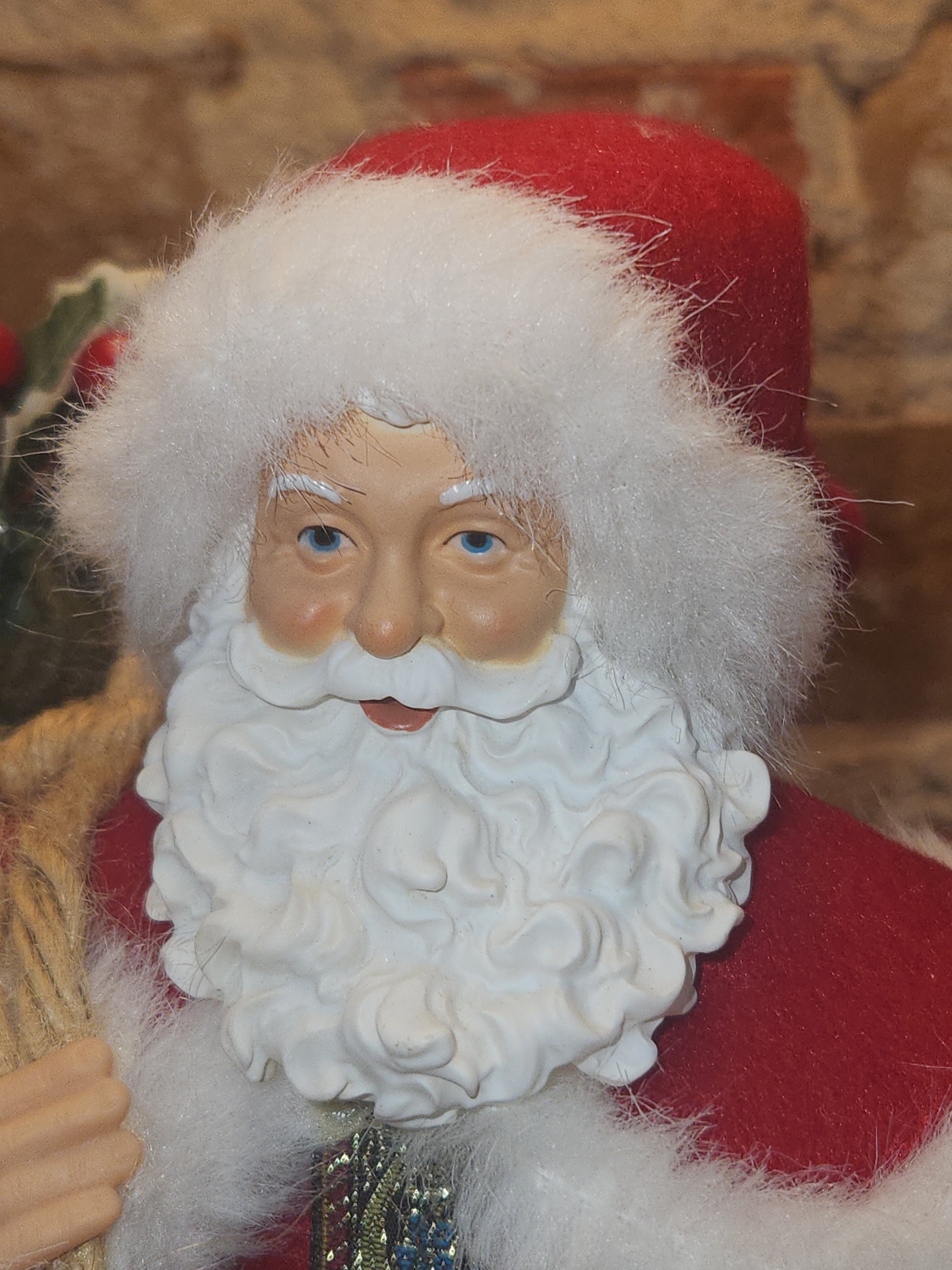 Ashland Christmas Collectible Santa Figurine Lantern Cardinal Tree sf3