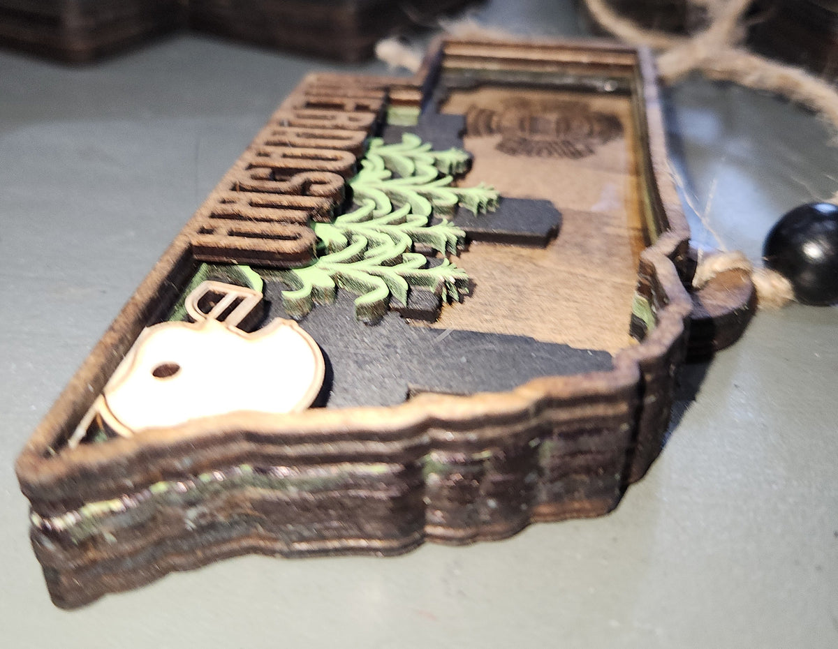 Layered Nebraska Ornament ne9