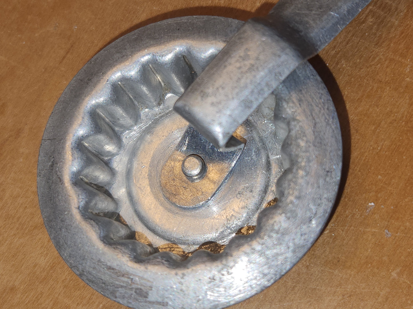 Vintage Juice Tite Pie Sealer Pie Crust Sealer and Crimper kt7