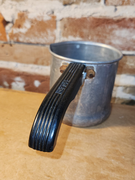 Vintage Aluminum Saucepan alu127