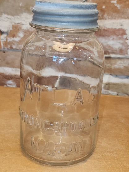 Vintage Atlas Strong Shoulder Clear Quart Jar and Atlas Lid jar92