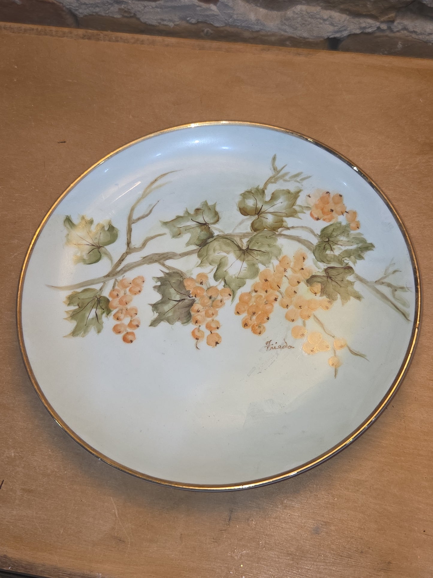 Porcelain Hand-Painted 7" Plate G7