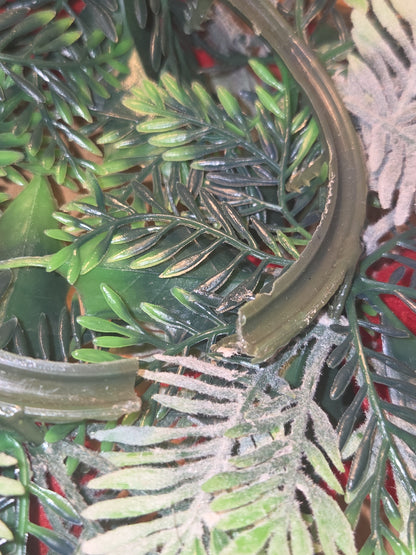 Vintage Christmas Candle Ring Centerpiece Plastic Greenery Flocked Apples Poinsettia AS IS cr5