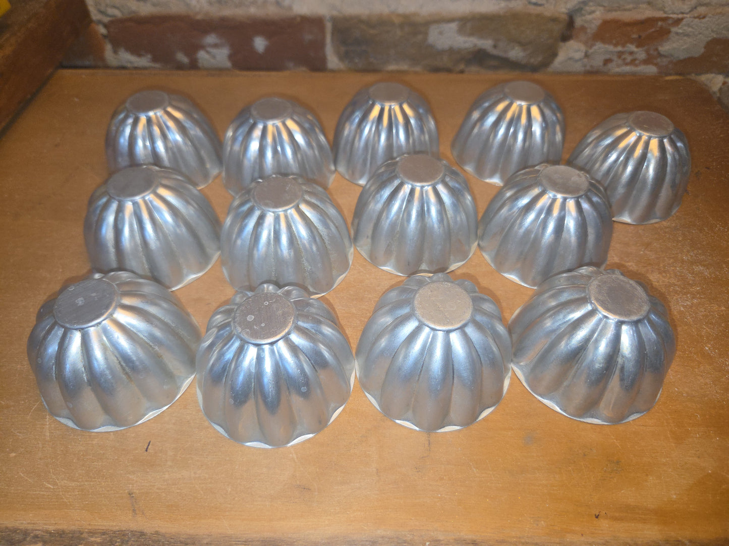 Vintage Small Aluminum Scalloped Fluted Tins Molds Cups Bundt Pans Set of 17 AS IS al22