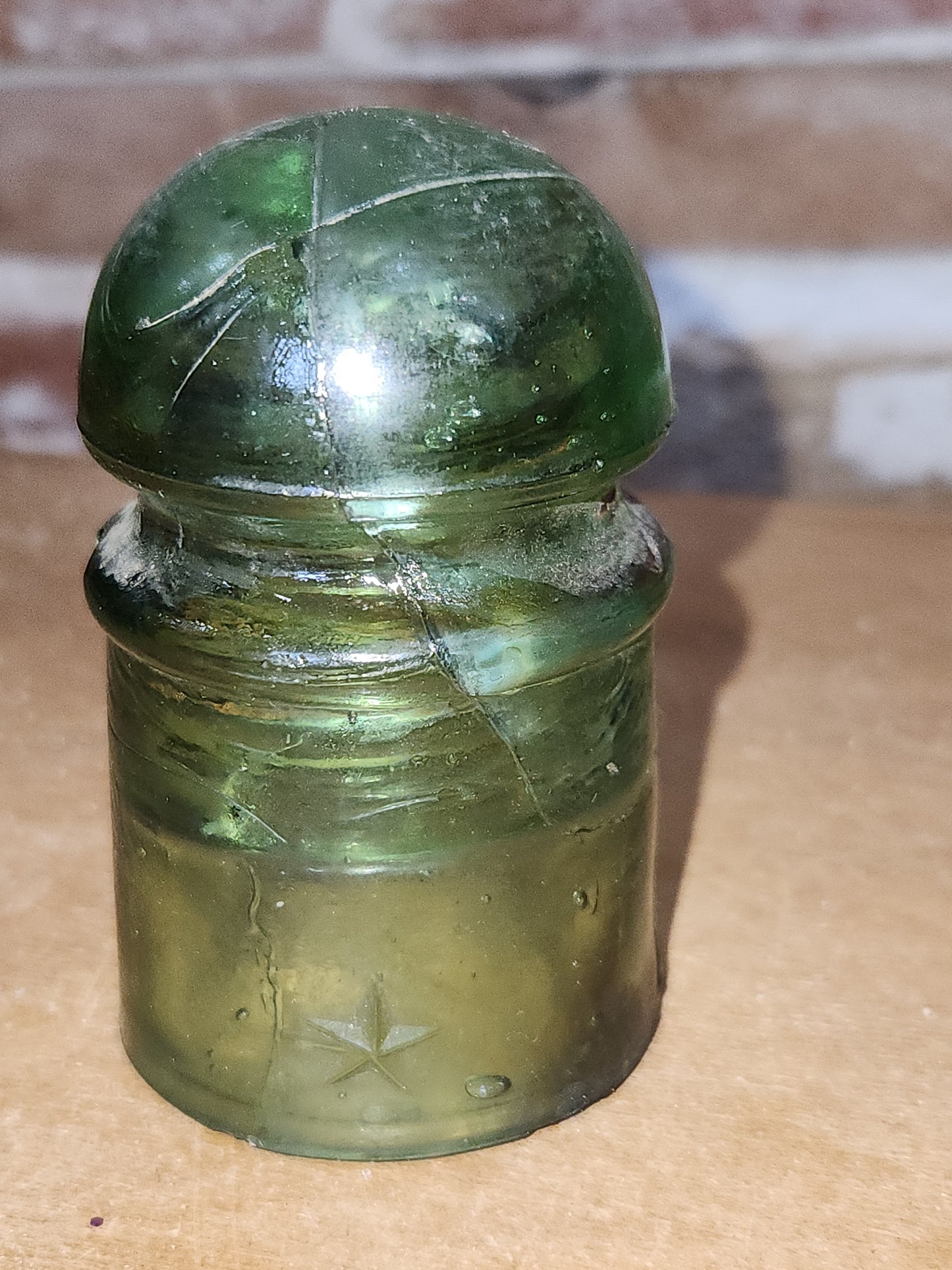 Vintage Insulator 102 Star Pony 7up Green Glass Bubbles DAMAGED si8