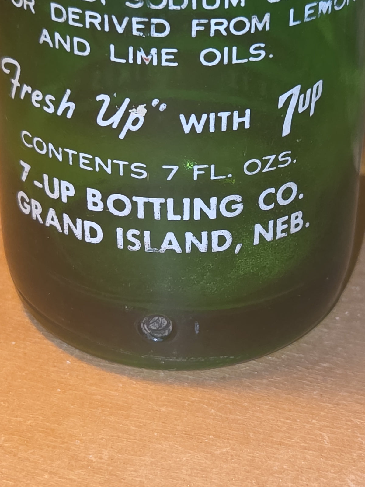 Vintage Soda Bottle 7-Up 7 oz Green Glass Bottle vsb53