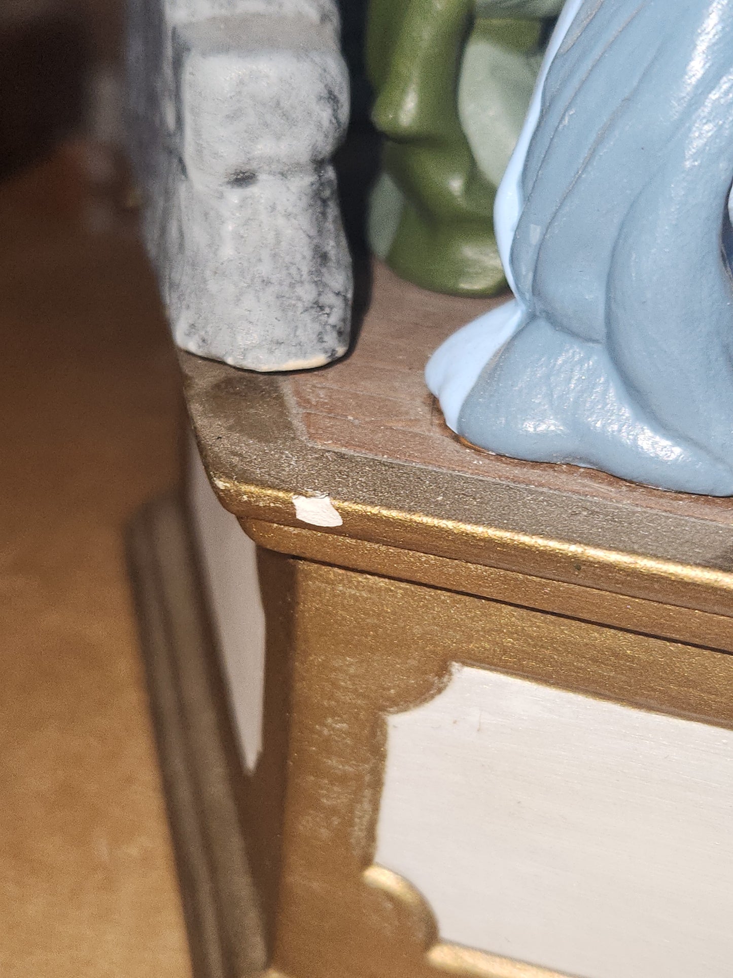 Vintage Ceramic Nativity Made From Scioto Mold AS IS Music Box Does Not Work