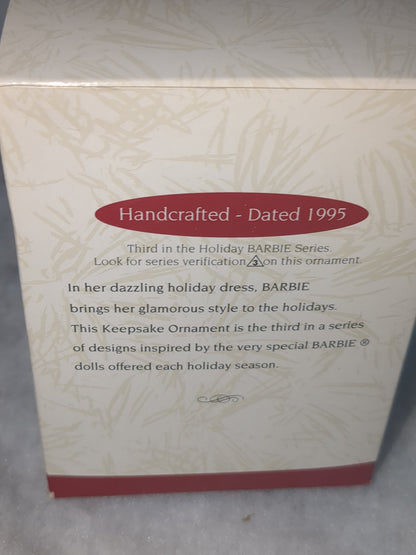 1995 Hallmark Holiday Barbie. 3rd in Holiday Barbies Series. New box and bubble wrap. Hob7