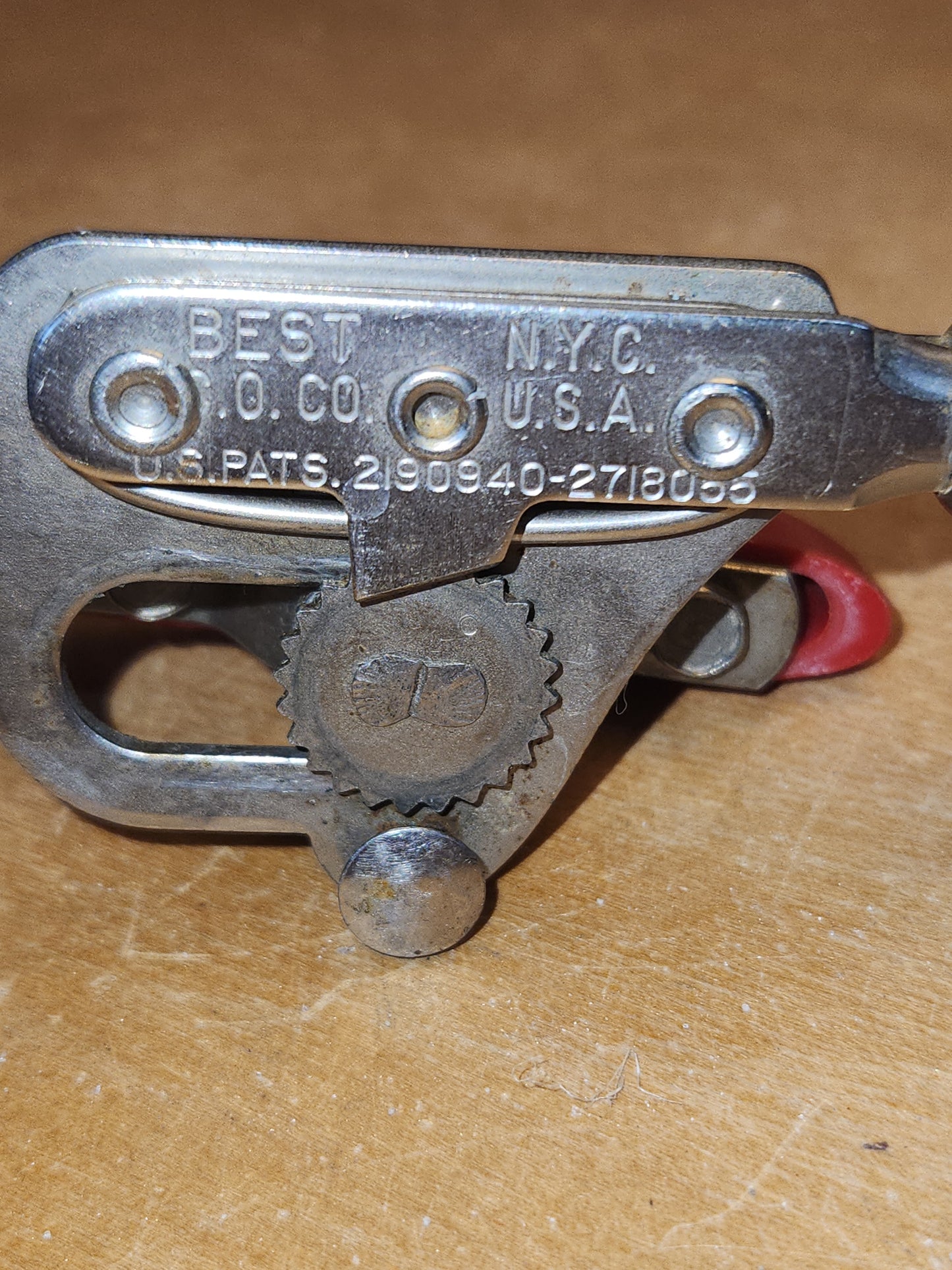 Vintage Manual Hand-crank Can Opener Best Co. N.Y.C U.S.A US Pats. 2190940-2718055 kt60