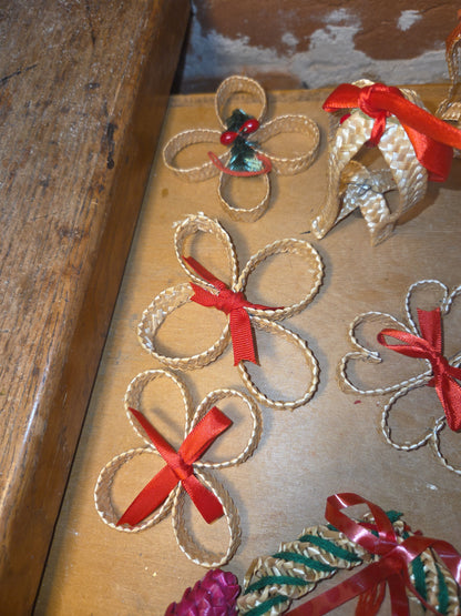 Vintage Wheat Ornaments Lot of 28 Hecho en Mexico vw8