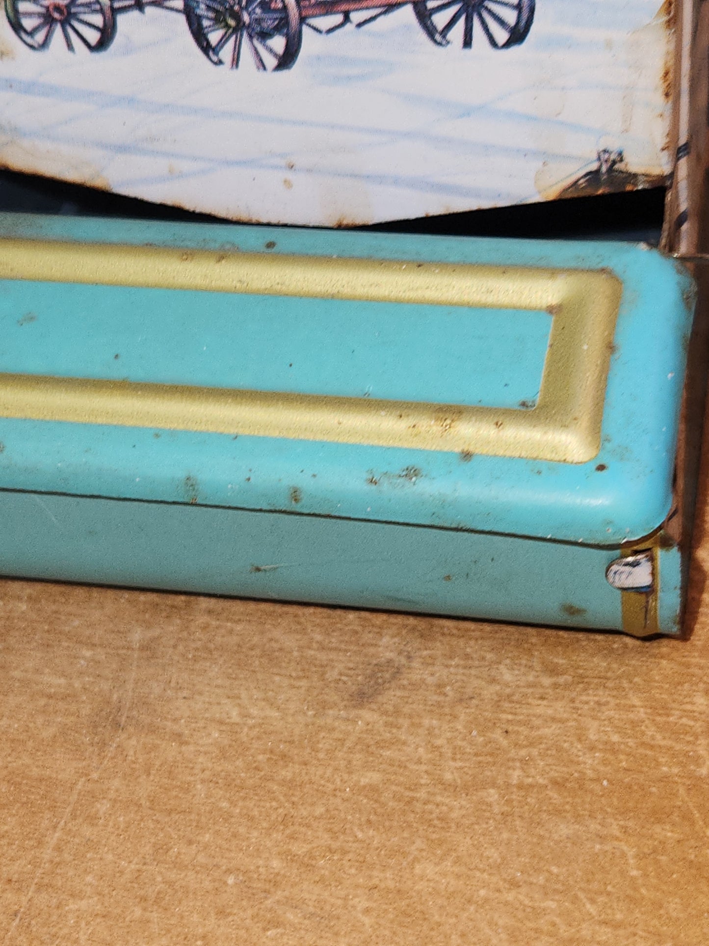 Vintage Jasco Metal Tin Matchbox Holder Wall Mount with Snowy Barn Scene mb89