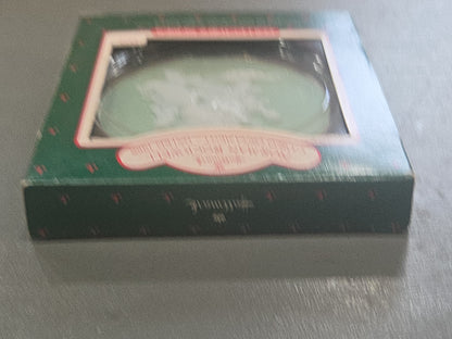 Vintage Hallmark Keepsake Norman Rockwell Cameo Ornament 6th in Series 1985