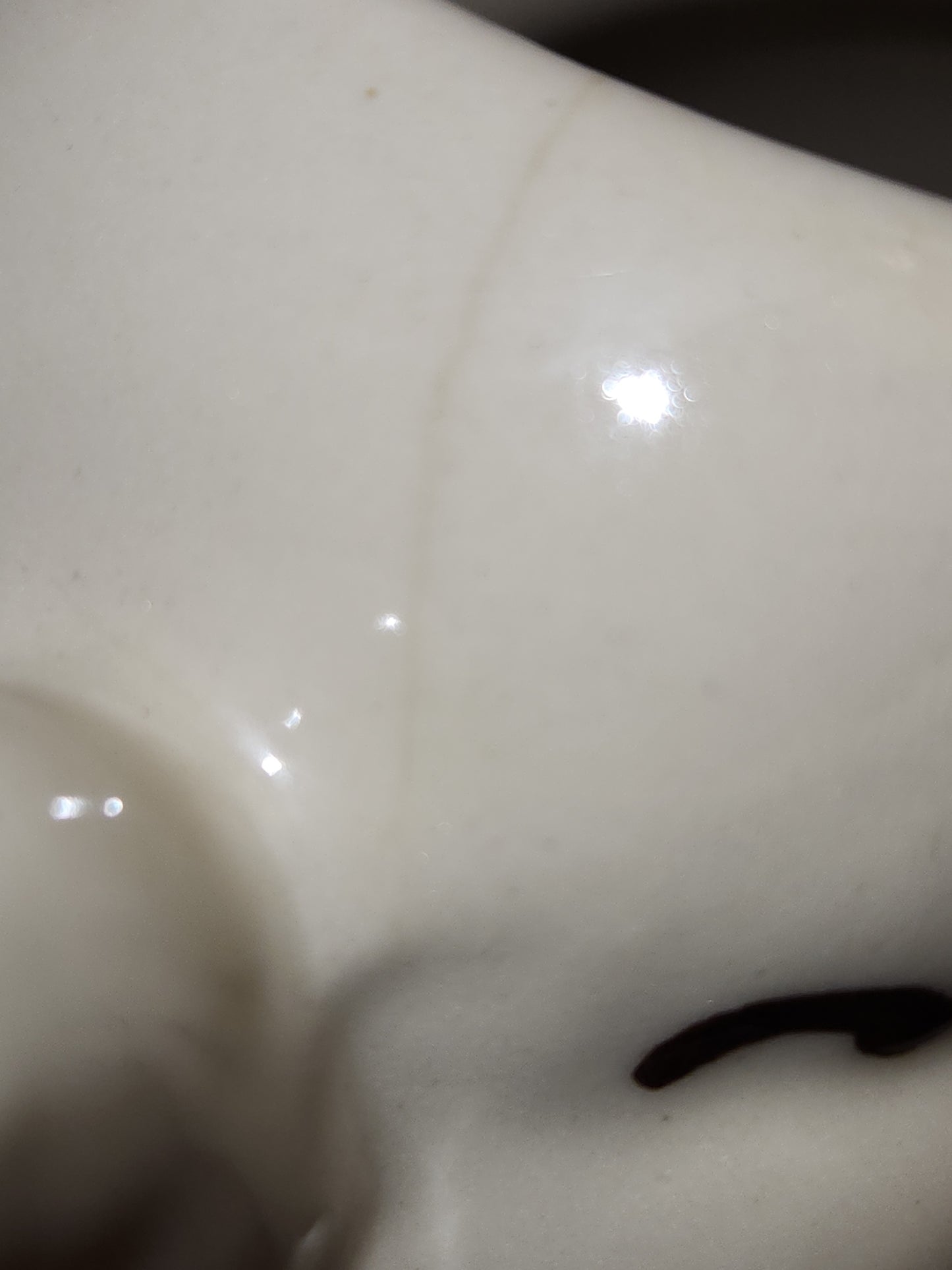 Vintage Shawnee Pottery Creamer Elephant with Trunk Up HAIRLINE CRACK po3