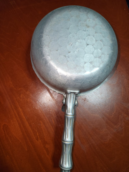 Vintage Bamboo Pattern Everlast Forged Aluminum Crumb Catcher embossed with #B15