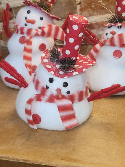 Snowmen Set of 3 in Stages of Melting sn7