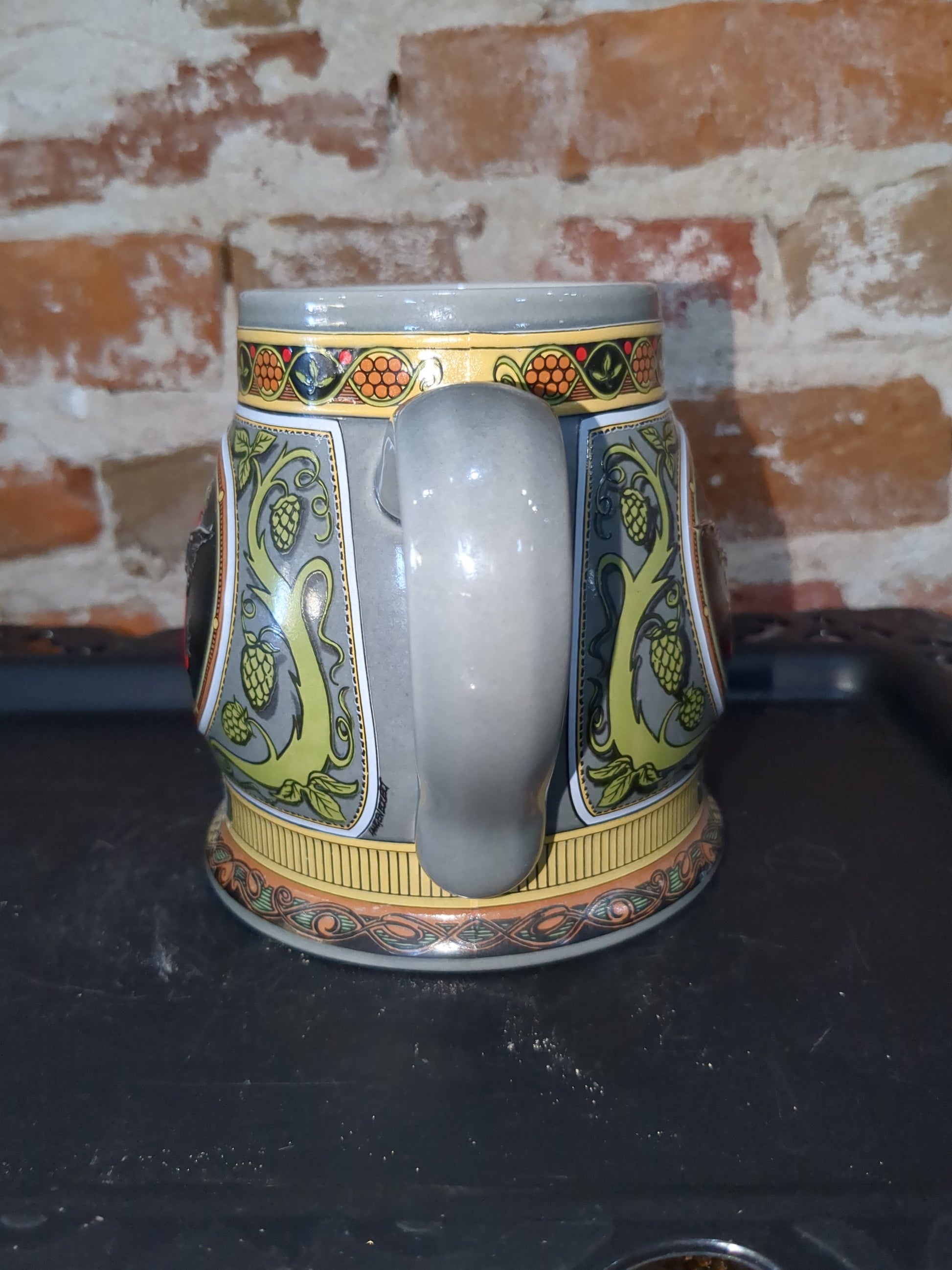 Budweiser Mug A& E 1890 Edition 2nd in series 1993 sage