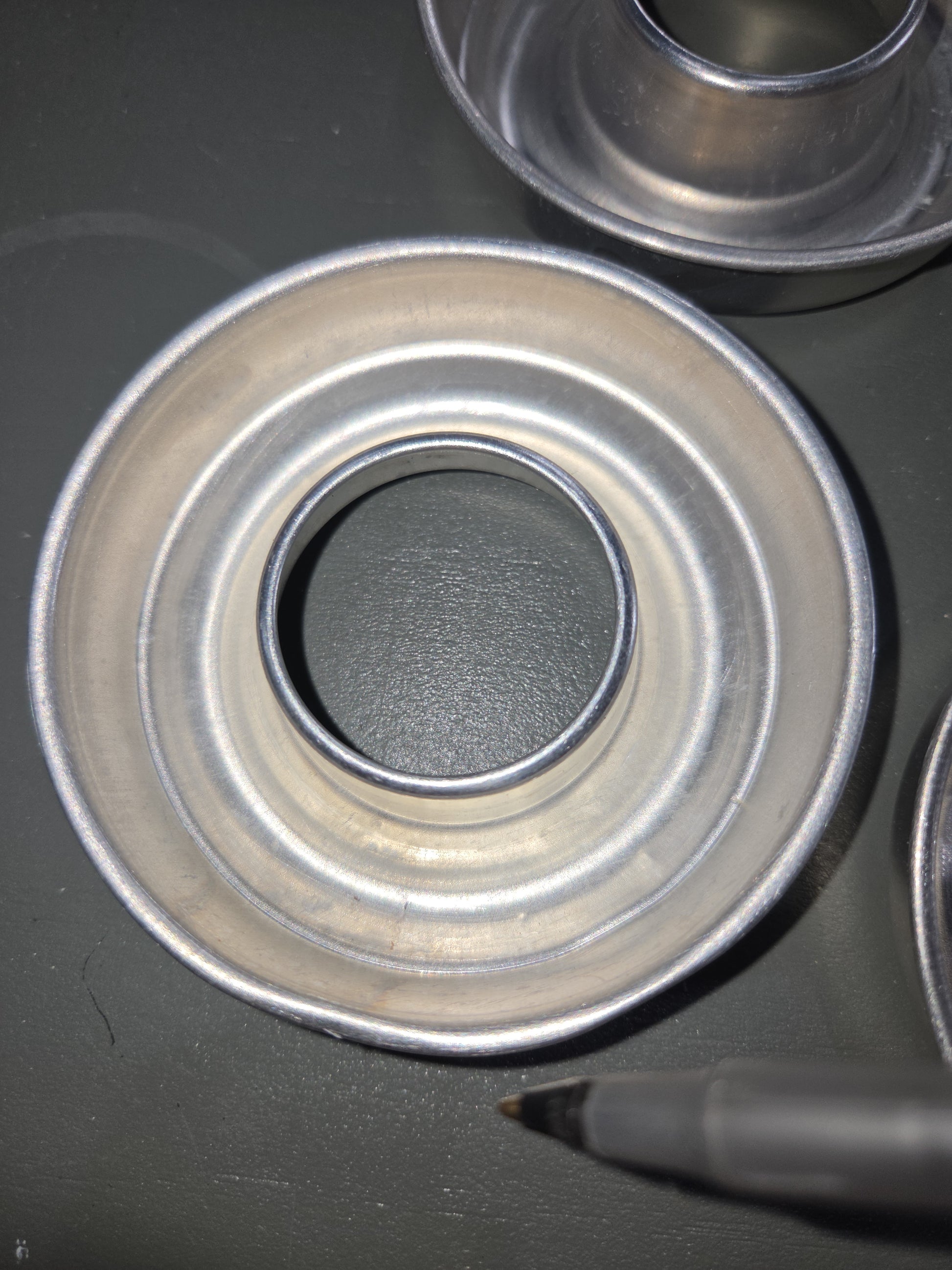 Vintage Aluminum Mini Round Ring Molds Cake, Jello, Desserts Set of 6 AS IS 3.5” bt8