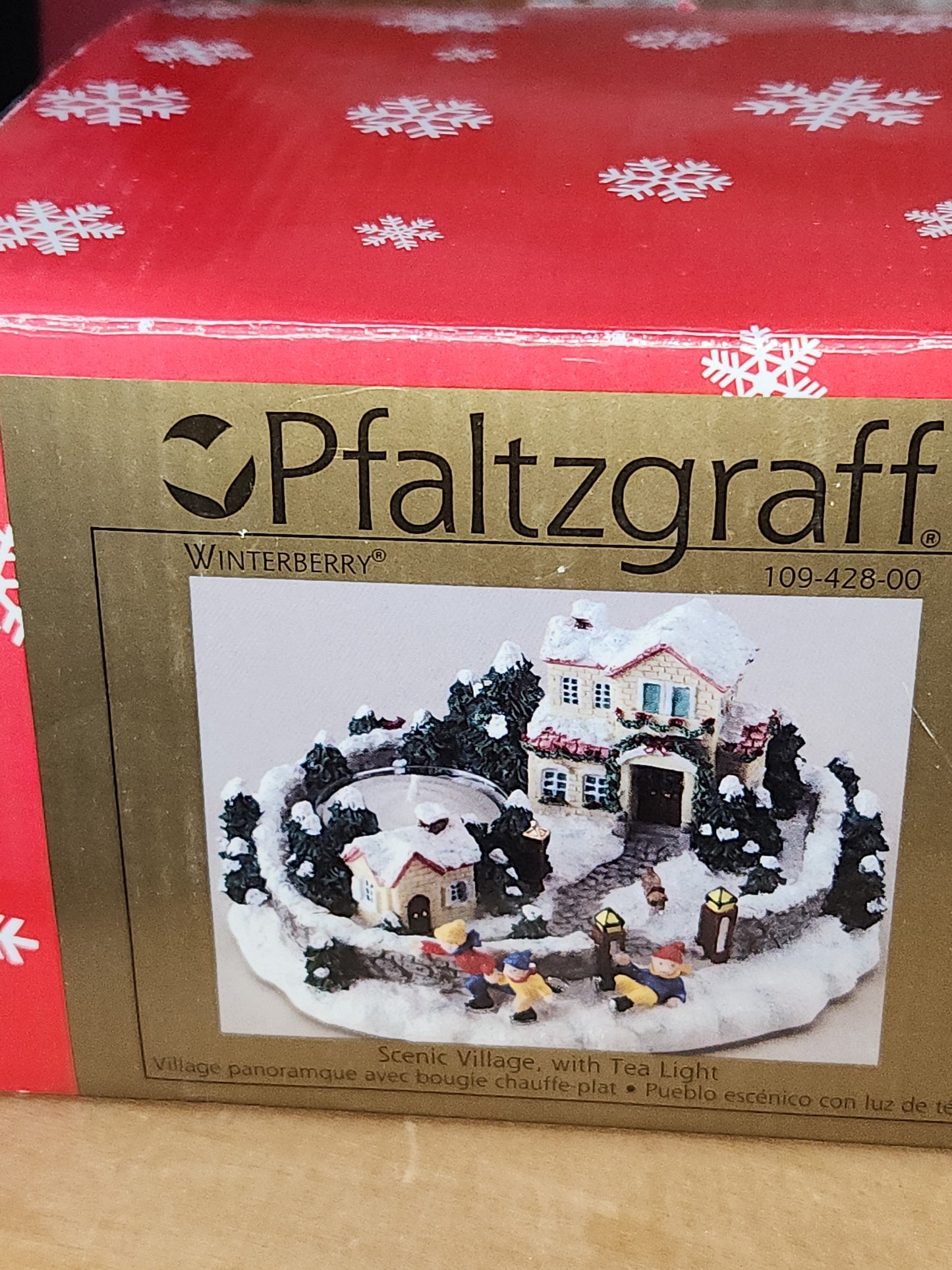 Vintage Pfaltzgraff Winterberry Scenic Village with Tea Light 2001